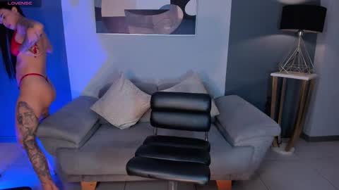 Snapshot of mariaherrera_ chatting on 6, 10, 2025 MARIA HERRERA online show from 6, 10, 2025