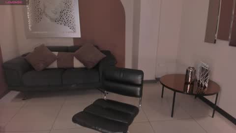 Snapshot of mariaherrera_ chatting on 21, 10, 2025 MARIA HERRERA online show from 21, 10, 2025