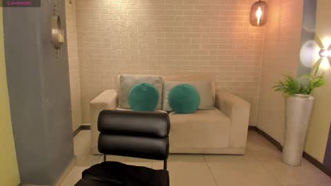 Snapshot of mariaherrera_ chatting on 30, 10, 2025 MARIA HERRERA online show from 30, 10, 2025