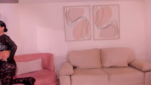 Snapshot of mariaherrera_ chatting on 13, 11, 2025 MARIA HERRERA online show from 13, 11, 2025