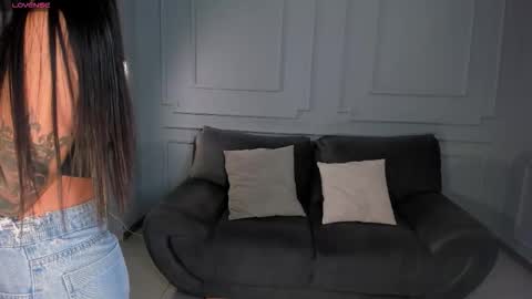 Snapshot of mariaherrera_ chatting on 2, 12, 2025 MARIA HERRERA online show from 2, 12, 2025