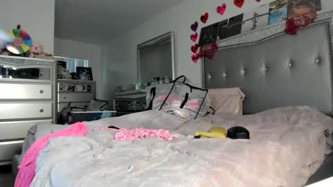 Snapshot of mariahpinkkitty chatting on 13, 2, 2026 Pinkkitty online show from 13, 2, 2026