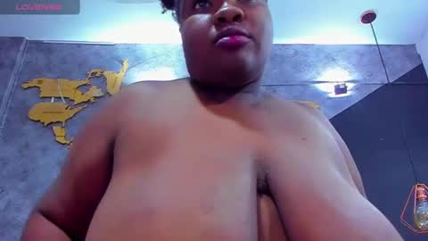 Snapshot of mariam__rossi chatting on 11, 10, 2025 MARIAM online show from 11, 10, 2025
