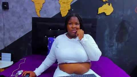 Snapshot of mariam__rossi chatting on 16, 12, 2025 MARIAM online show from 16, 12, 2025