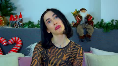 MariaMenson online show from 14, 1, 2025