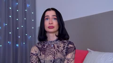 MariaMenson online show from 19, 1, 2025