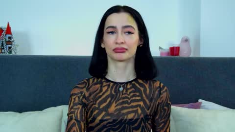 MariaMenson online show from 26, 1, 2025