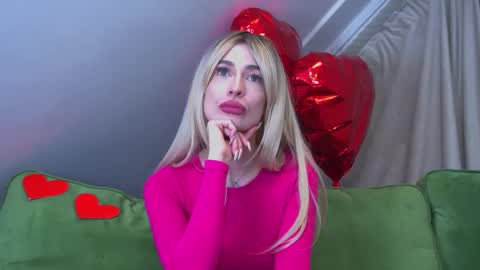 MariaMenson online show from 1, 3, 2025