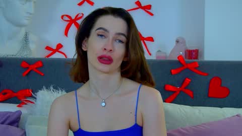 MariaMenson online show from 5, 3, 2025