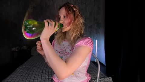 Snapshot of mariamilkis chatting on 22, 2, 2025 Maria online show from 22, 2, 2025