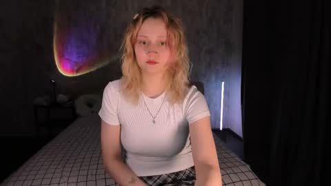 Snapshot of mariamilkis chatting on 23, 2, 2025 Maria online show from 23, 2, 2025