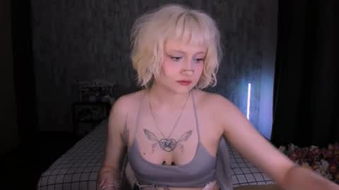 Snapshot of mariamilkis chatting on 20, 10, 2025 Maria online show from 20, 10, 2025