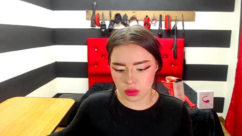 Snapshot of marian_ran_ chatting on 12, 12, 2024 Marian online show from 12, 12, 2024