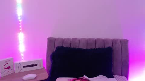 Snapshot of marian_ran_ chatting on 30, 11, 2025 Marian online show from 30, 11, 2025