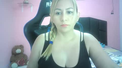 mariana995649 online show from 14, 1, 2026