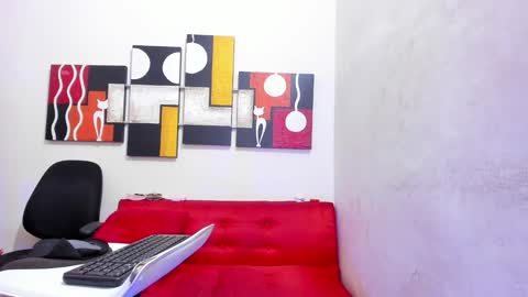 mariana_16_ online show from 2, 2, 2025