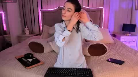 Snapshot of mariana__thompson chatting on 20, 6, 2026 mariana__thompson online show from 20, 6, 2026