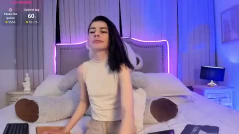 Snapshot of mariana__thompson chatting on 27, 6, 2026 mariana__thompson online show from 27, 6, 2026