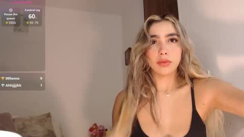 Mariana online show from 8, 10, 2025