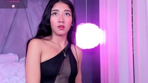 Snapshot of mariana_kalo chatting on 10, 11, 2025 Mariana online show from 10, 11, 2025