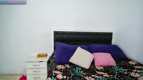 Snapshot of mariana_sara chatting on 7, 11, 2025 mariana_sara online show from 7, 11, 2025