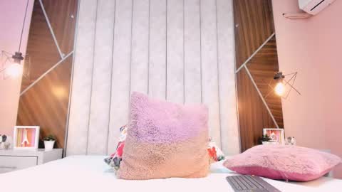 Snapshot of marianaa_torress chatting on 27, 11, 2025 Mariana online show from 27, 11, 2025