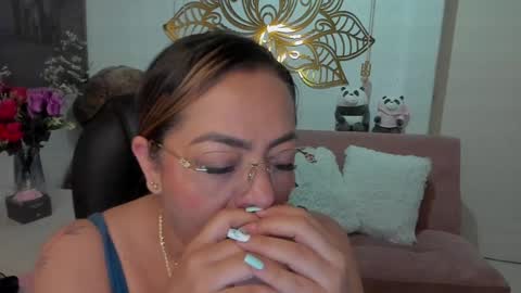 Snapshot of marianalopez81 chatting on 3, 2, 2025 Mariana Lopez online show from 3, 2, 2025