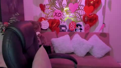 Snapshot of marianalopez81 chatting on 17, 2, 2025 Mariana Lopez online show from 17, 2, 2025