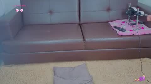 Snapshot of marianaluquez chatting on 25, 10, 2025 Mariana online show from 25, 10, 2025