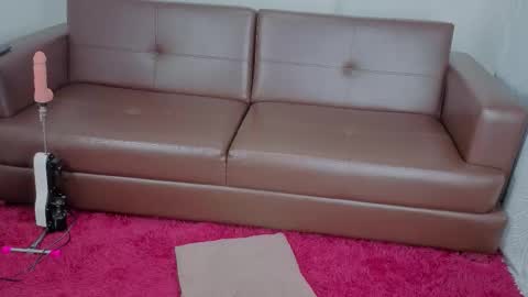 Snapshot of marianaluquez chatting on 21, 11, 2025 Mariana online show from 21, 11, 2025