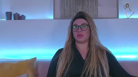 Snapshot of marianeumann chatting on 31, 1, 2025 Maria online show from 31, 1, 2025