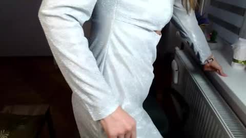 Snapshot of marianika chatting on 6, 2, 2025 marianika online show from 6, 2, 2025