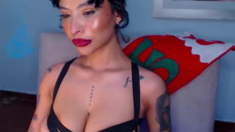 Snapshot of marianne__ chatting on 16, 12, 2024 M A R I A N E online show from 16, 12, 2024