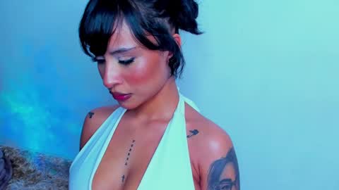 Snapshot of marianne__ chatting on 25, 1, 2025 M A R I A N E online show from 25, 1, 2025