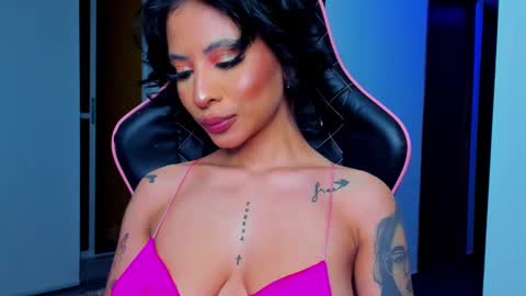 Snapshot of marianne__ chatting on 5, 2, 2025 M A R I A N E online show from 5, 2, 2025