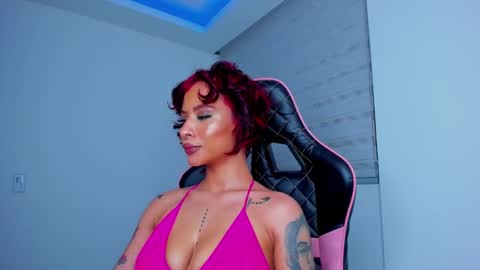 Snapshot of marianne__ chatting on 18, 2, 2025 M A R I A N E online show from 18, 2, 2025