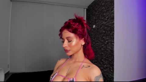 Snapshot of marianne__ chatting on 19, 2, 2025 M A R I A N E online show from 19, 2, 2025