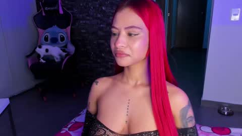 Snapshot of marianne__ chatting on 6, 10, 2025 M A R I A N E online show from 6, 10, 2025