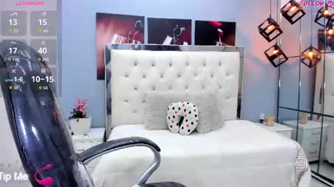 Snapshot of mariansexx chatting on 12, 7, 2026 Marian Sexy online show from 12, 7, 2026