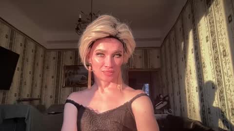 Mari online show from 5, 2, 2025