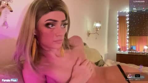 Snapshot of maridekoks chatting on 4, 12, 2025 Mari online show from 4, 12, 2025