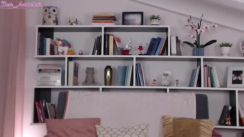 Snapshot of marie_antoinette62 chatting on 2, 11, 2025 Maria online show from 2, 11, 2025