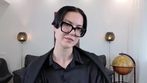 Marie Fitch online show from 22, 5, 2026