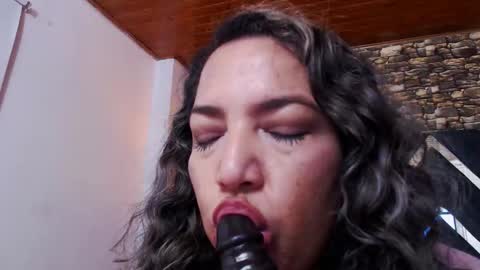 Snapshot of marie_hss chatting on 12, 10, 2025 marie_hss online show from 12, 10, 2025