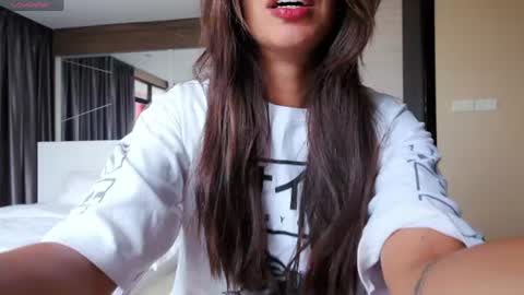 Snapshot of marie_jacob chatting on 23, 7, 2026 Marie online show from 23, 7, 2026