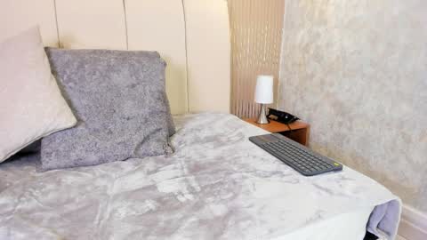 M A R I E online show from 9, 4, 2026