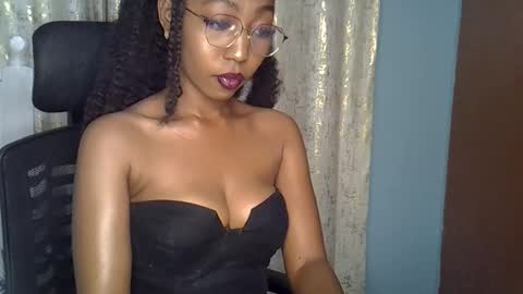 Snapshot of mariejuana_bliss chatting on 9, 9, 2025 mariejuana online show from 9, 9, 2025