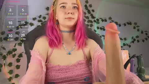 Snapshot of mariel_a_gold chatting on 19, 11, 2025 Mariel Gold online show from 19, 11, 2025