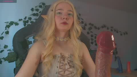 Mariel Gold online show from 2, 4, 2026