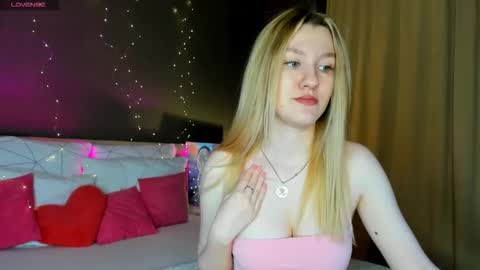 mariel_brown online show from 15, 11, 2025